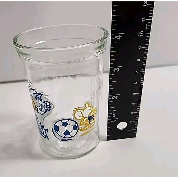 Vintage Tom and Jerry Welch's Jelly Jam Jar Soccer Glass 1991 Drinking Glass 4" - Picture 10 of 12